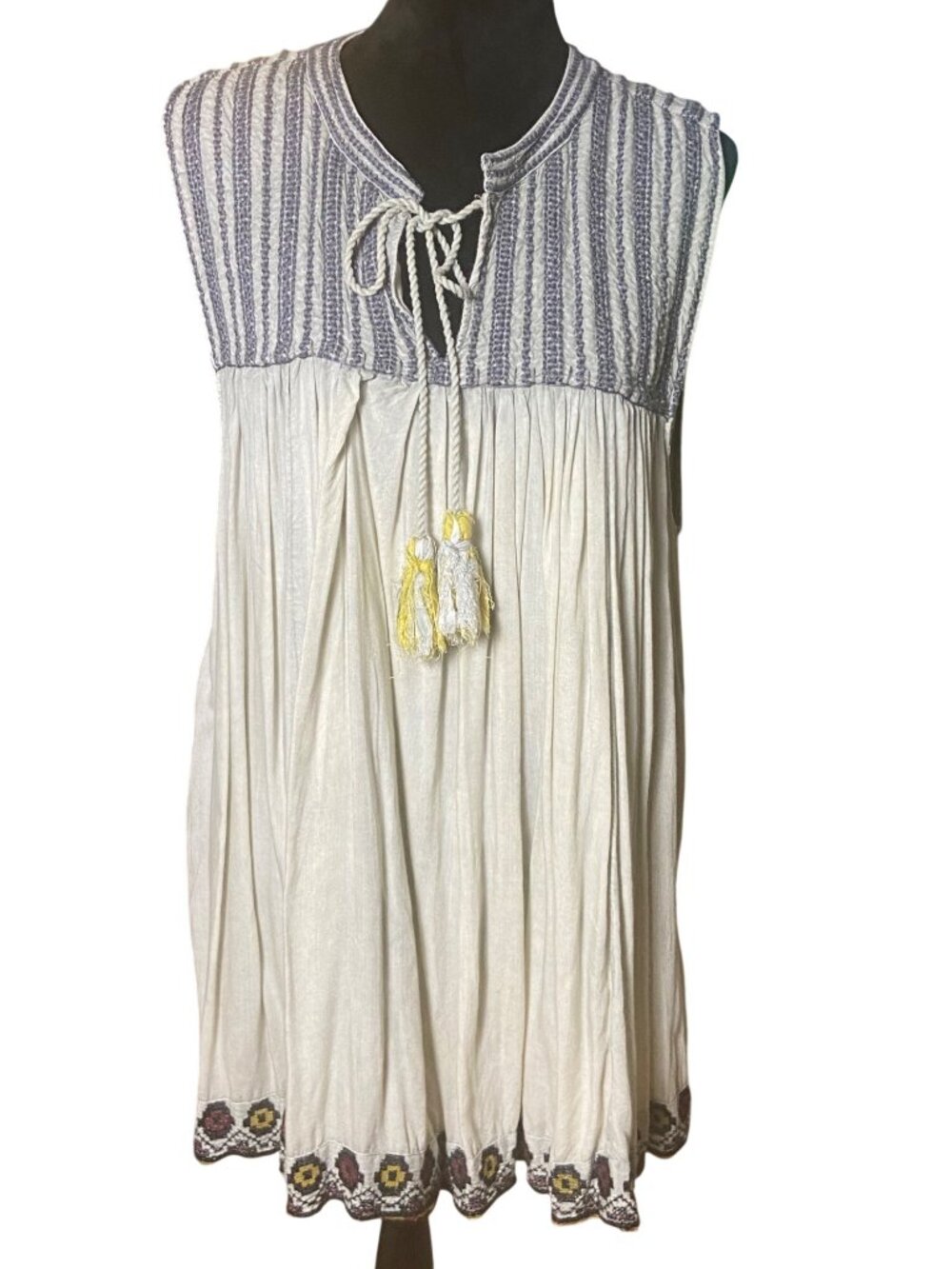 Rachel Zoe XL Boho Embroidered Sleeveless Tassel Tie Tunic Blouse Top Ivory